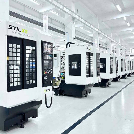 syil x5 cnc machine in production